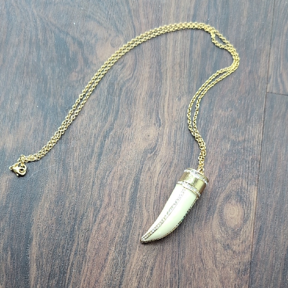 CC Skye Gold and Cream Horn Necklace